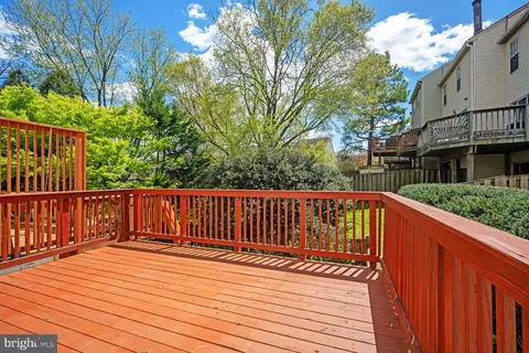 Exterior - 1908 Brightleaf Ct, Silver Spring, MD 20902 photo 5 of 5