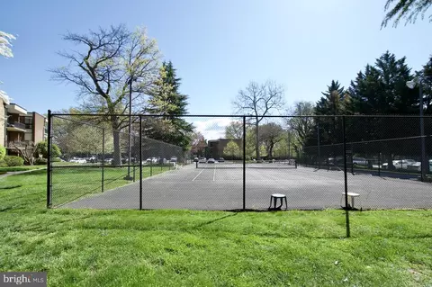 2105 Walsh View Ter #15-302, Silver Spring, MD 20902 photo 19