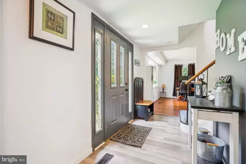 Entry Way - 3109 Birchtree Ln, Silver Spring, MD 20906 photo 3 of 8