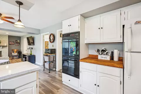 Kitchen - 3109 Birchtree Ln, Silver Spring, MD 20906 photo 1 of 2