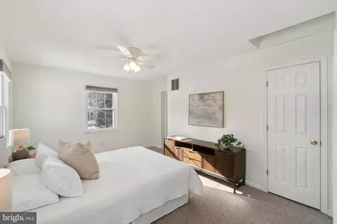 Bedroom - 201 Franklin Ave, Silver Spring, MD 20901 photo 3 of 8