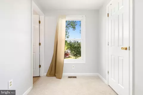 Entry Way - 13220 Schubert Pl, Silver Spring, MD 20904 photo 4 of 6