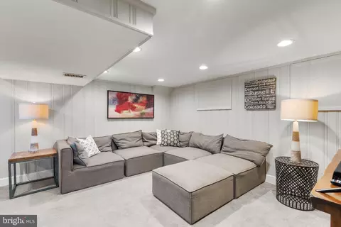 221 Williamsburg Dr, Silver Spring, MD 20901 photo 36