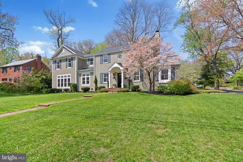 221 Williamsburg Dr, Silver Spring, MD 20901 photo 3