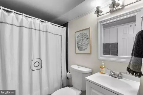 221 Williamsburg Dr, Silver Spring, MD 20901 photo 37