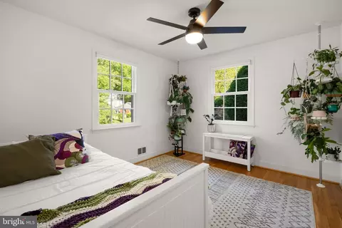 Bedroom - 415 Hillmoor Dr, Silver Spring, MD 20901 photo 1 of 5