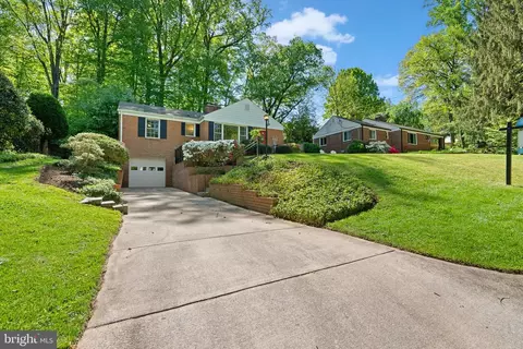 Exterior - 415 Hillmoor Dr, Silver Spring, MD 20901 photo 2 of 10