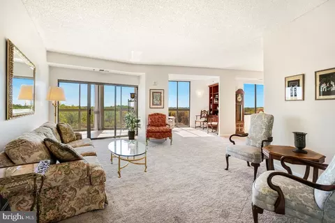 3005 S Leisure World Blvd #804, Silver Spring, MD 20906