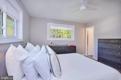 Bedroom - 10202 Conover Dr, Silver Spring, MD 20902 photo 3 of 4