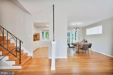 Entry Way - 10202 Conover Dr, Silver Spring, MD 20902 photo 2 of 4