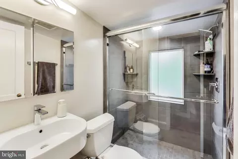 Bath - 306 Marvin Rd, Silver Spring, MD 20901 photo 2 of 2