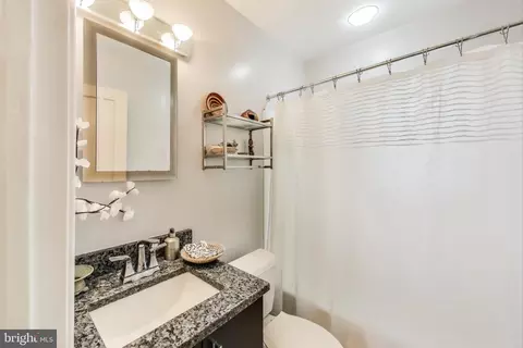 Bath - 306 Marvin Rd, Silver Spring, MD 20901 photo 1 of 2