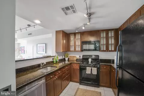 930 Wayne Ave #708, Silver Spring, MD 20910 photo 15