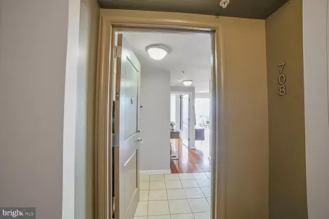 930 Wayne Ave #708, Silver Spring, MD 20910 photo 6