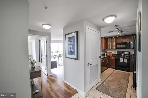 930 Wayne Ave #708, Silver Spring, MD 20910 photo 7