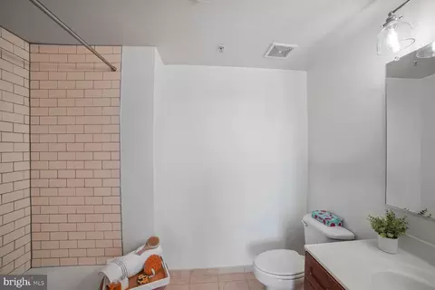 930 Wayne Ave #708, Silver Spring, MD 20910 photo 21