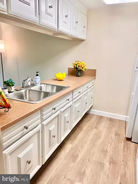 3350 Chiswick Ct #57-1C, Silver Spring, MD 20906 photo 3
