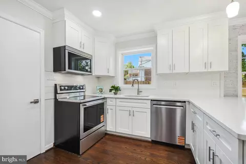 1399 Kimblewick Rd, Potomac, MD 20854 photo 6