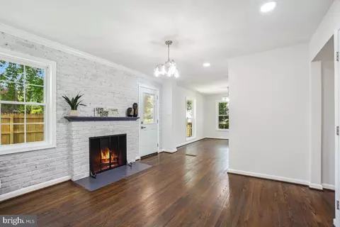 1399 Kimblewick Rd, Potomac, MD 20854 photo 9
