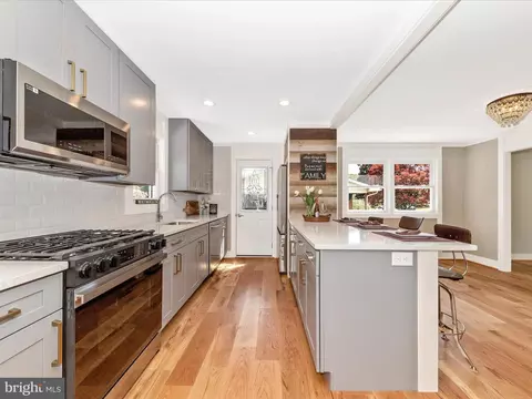 12901 Bluet Ln, Silver Spring, MD 20906 photo 8