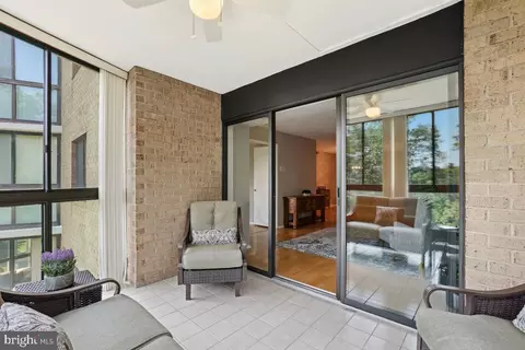 15100 Interlachen Dr #4-522, Silver Spring, MD 20906 photo 11