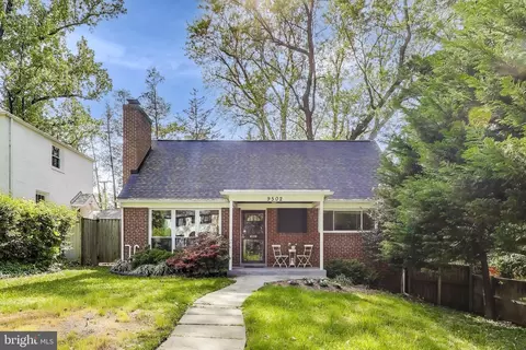 9502 Woodland Dr, Silver Spring, MD 20910 photo 5