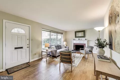 9502 Woodland Dr, Silver Spring, MD 20910