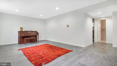 Living - 10310 Royal Rd, Silver Spring, MD 20903 photo 3 of 3