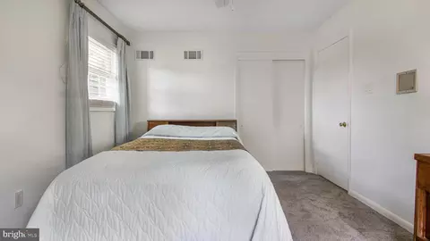 Bedroom - 10310 Royal Rd, Silver Spring, MD 20903 photo 5 of 9
