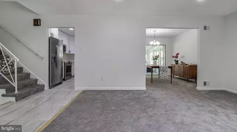 Entry Way - 10310 Royal Rd, Silver Spring, MD 20903 photo 4 of 9
