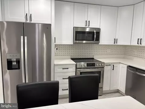 Kitchen - 10310 Royal Rd, Silver Spring, MD 20903 photo 4 of 5