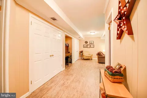 12329 Pretoria Dr, Silver Spring, MD 20904 photo 32