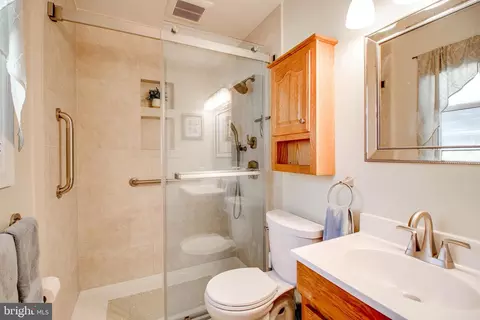 12329 Pretoria Dr, Silver Spring, MD 20904 photo 19