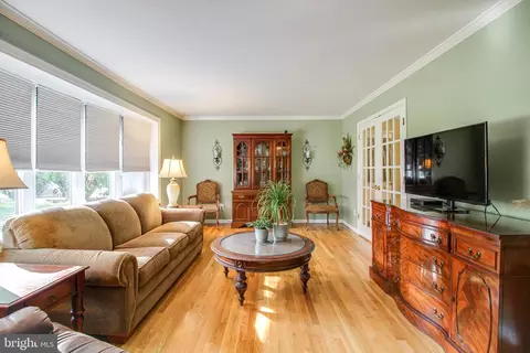 12329 Pretoria Dr, Silver Spring, MD 20904 photo 4