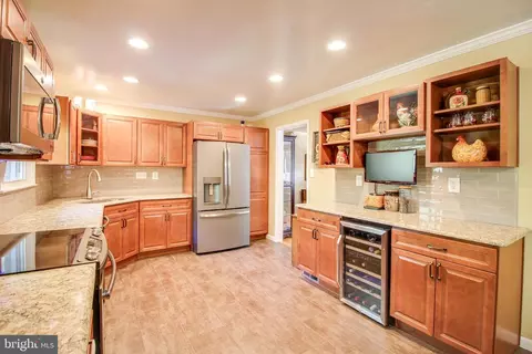 12329 Pretoria Dr, Silver Spring, MD 20904 photo 12