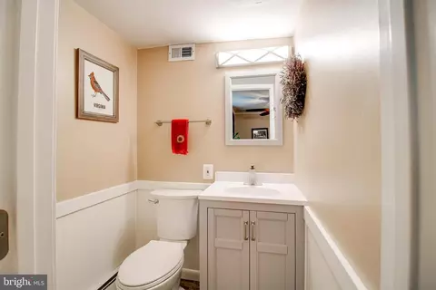 12329 Pretoria Dr, Silver Spring, MD 20904 photo 31