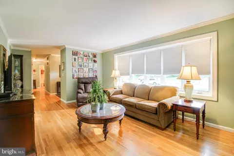 12329 Pretoria Dr, Silver Spring, MD 20904 photo 7