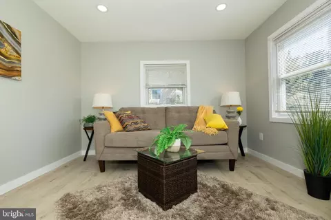Living - 12319 Middle Rd, Silver Spring, MD 20906 photo 3 of 5