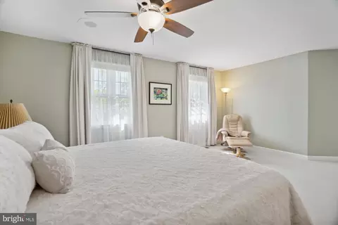 Bedroom - 9 Falling Creek Ct, Silver Spring, MD 20904 photo 2 of 6