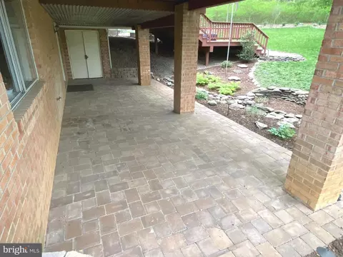 Exterior - 9 Falling Creek Ct, Silver Spring, MD 20904 photo 15 of 17