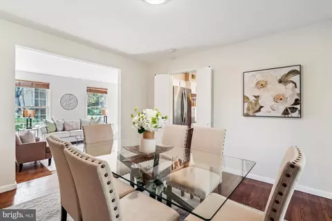 Dining - 9 Falling Creek Ct, Silver Spring, MD 20904 photo 2 of 3
