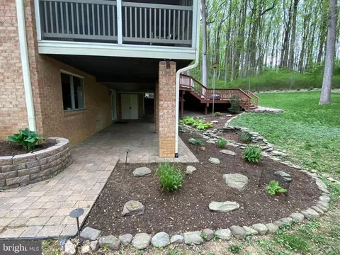 Exterior - 9 Falling Creek Ct, Silver Spring, MD 20904 photo 16 of 17