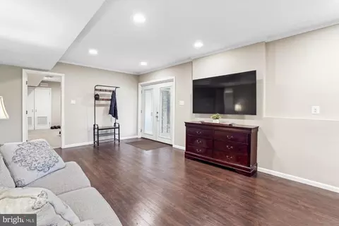 Entry Way - 9 Falling Creek Ct, Silver Spring, MD 20904 photo 1 of 2