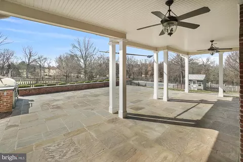 Exterior - 14920 Mount Nebo Rd, Poolesville, MD 20837 photo 8 of 24