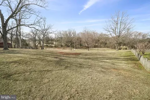 Exterior - 14920 Mount Nebo Rd, Poolesville, MD 20837 photo 21 of 24
