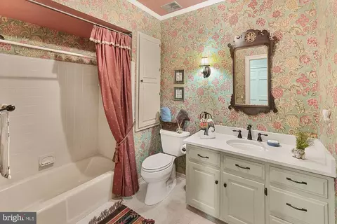 Bath - 14920 Mount Nebo Rd, Poolesville, MD 20837 photo 6 of 9