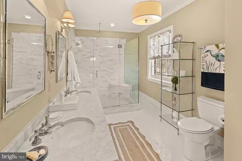 Bath - 14920 Mount Nebo Rd, Poolesville, MD 20837 photo 4 of 9