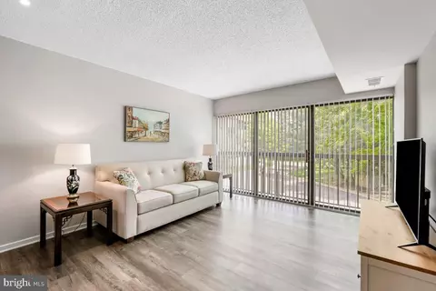 2921 N Leisure World Blvd #1-224, Silver Spring, MD 20906
