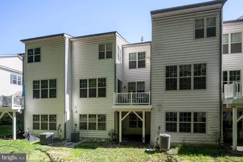 Exterior - 1547 Rabbit Hollow Pl, Silver Spring, MD 20906 photo 6 of 8