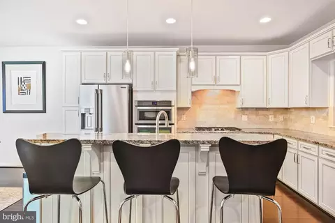Kitchen - 1547 Rabbit Hollow Pl, Silver Spring, MD 20906 photo 1 of 4